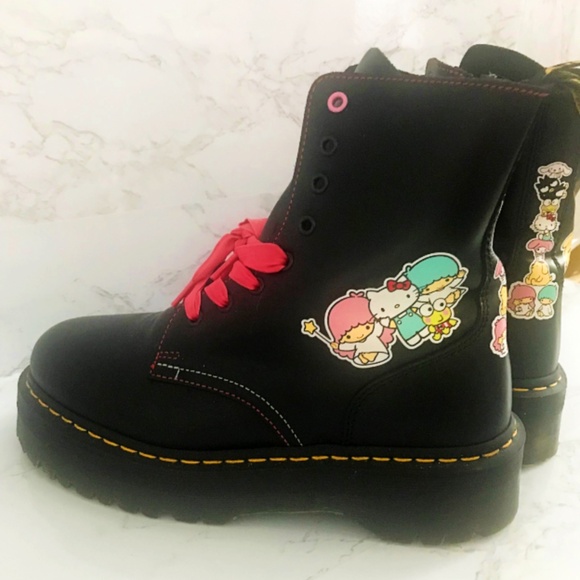 Rare Dr. Martens Jadon Hello Kitty & Friends Leather Boot Black UK 9-US 11 - Picture 3 of 6